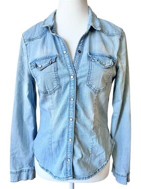 Vintage 90's Light Blue Denim Fitted Button Up Jean Shirt Coastal Cowgirl - 6